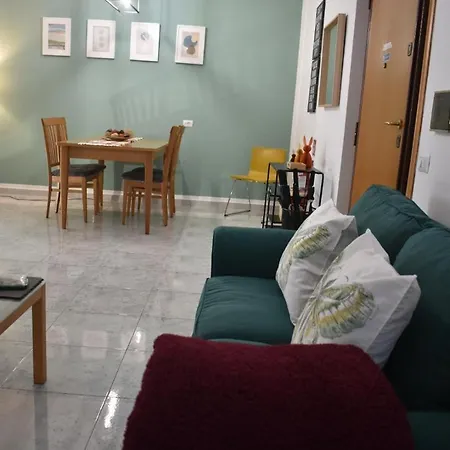 Apartman La Casa Di Mimmo Con Parcheggio Privato Incluso *